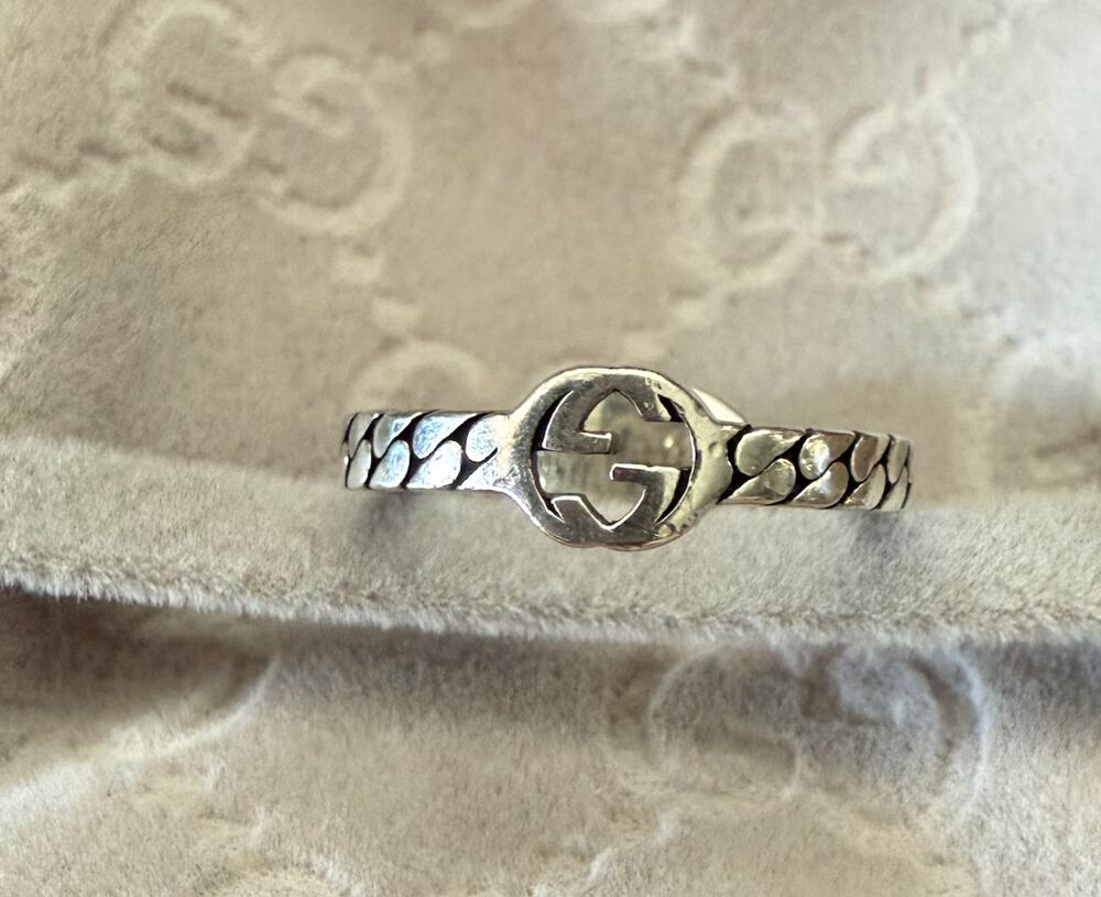 Gucci Ring Silver Interlocking G Logo Band Unisex Size 5 Made In Italy Jewelry